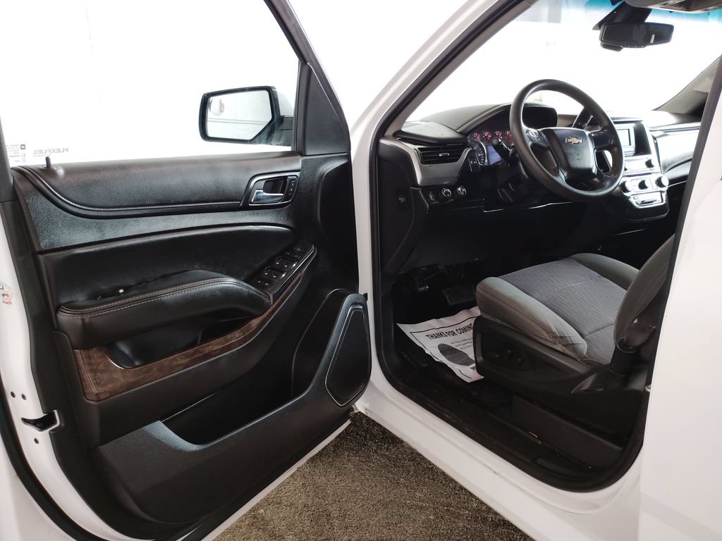 Used 2016 Chevrolet Tahoe 4WD image 17