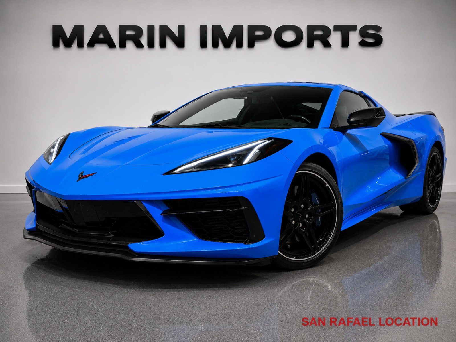 Used 2021 Chevrolet Corvette Stingray Coupe w/ Z51 Performance Package RWD image 1