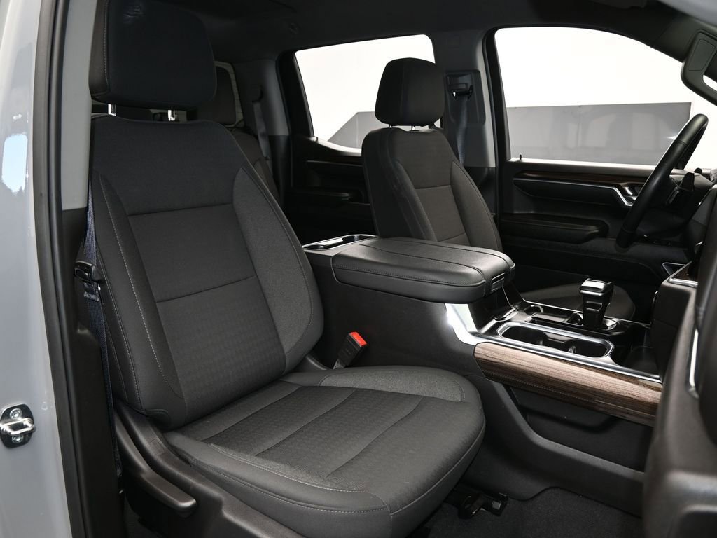 Used 2024 Chevrolet Silverado 1500 RST image 39