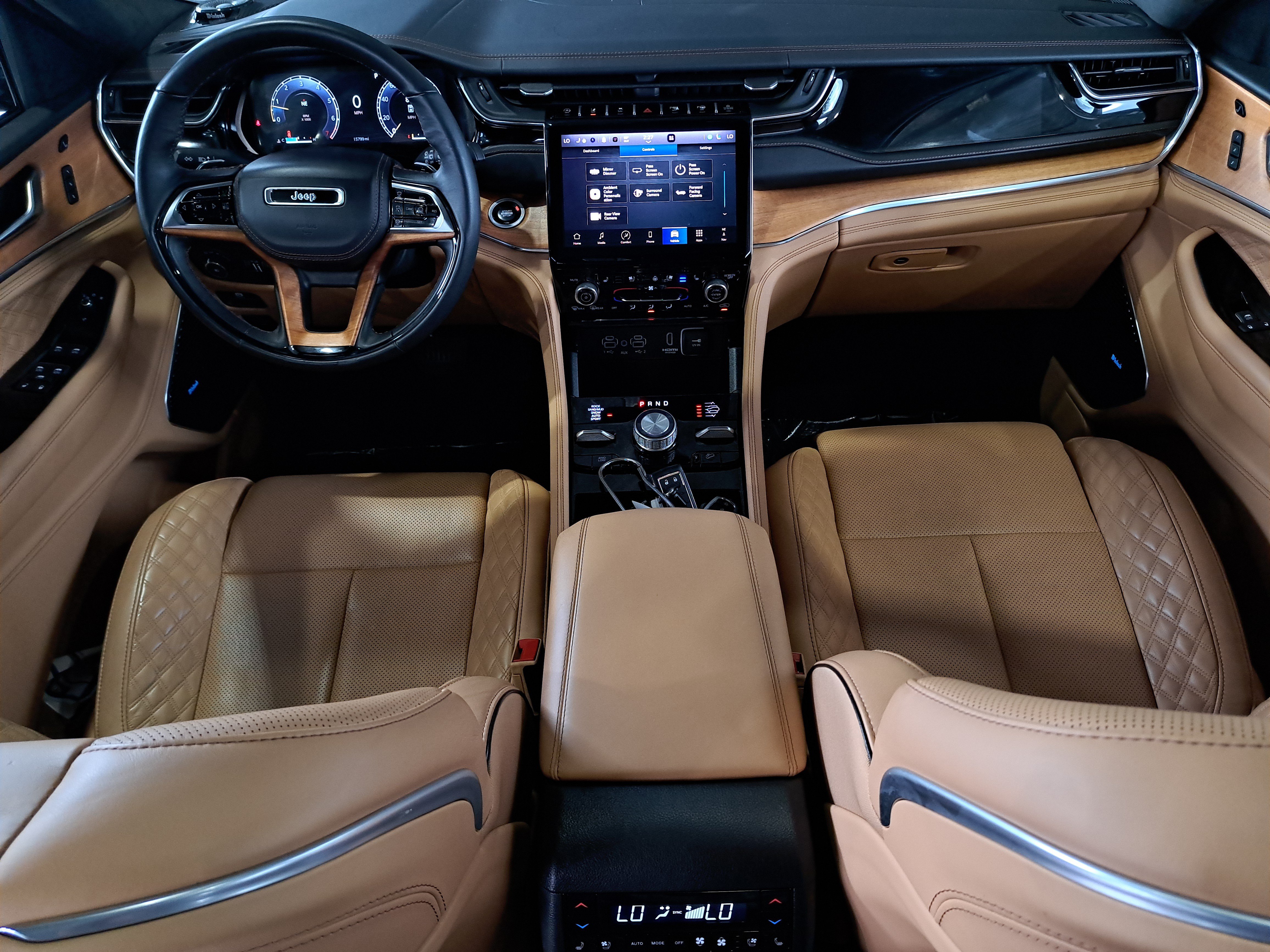Certified 2024 Jeep Grand Cherokee Summit AWD/4WD image 12