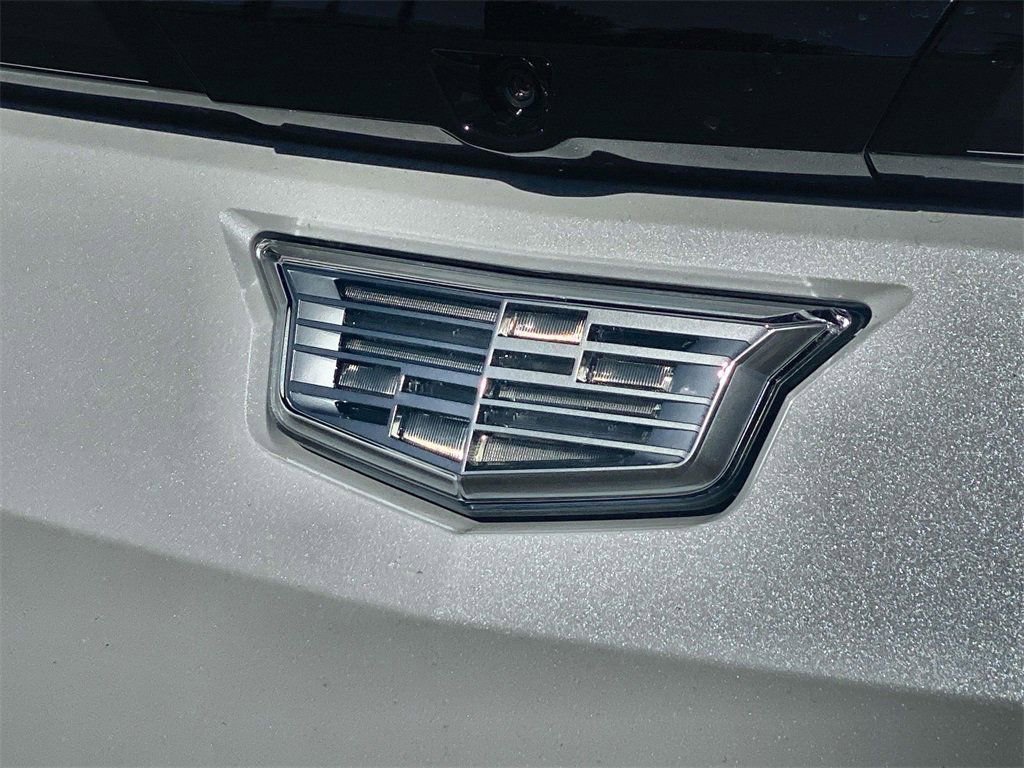 New 2026 Cadillac Lyriq V w/ Exterior Carbon Fiber Package AWD/4WD image 41