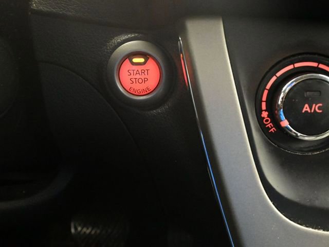 Used 2015 Nissan Sentra SV image 16