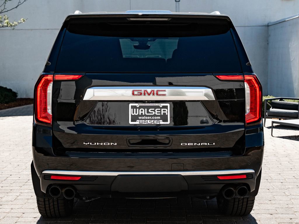 Used 2021 GMC Yukon Denali w/ Denali Premium Package image 7