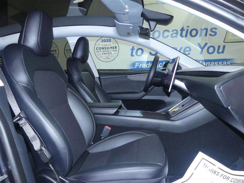 Used 2026 Tesla Model Y Long Range RWD image 7
