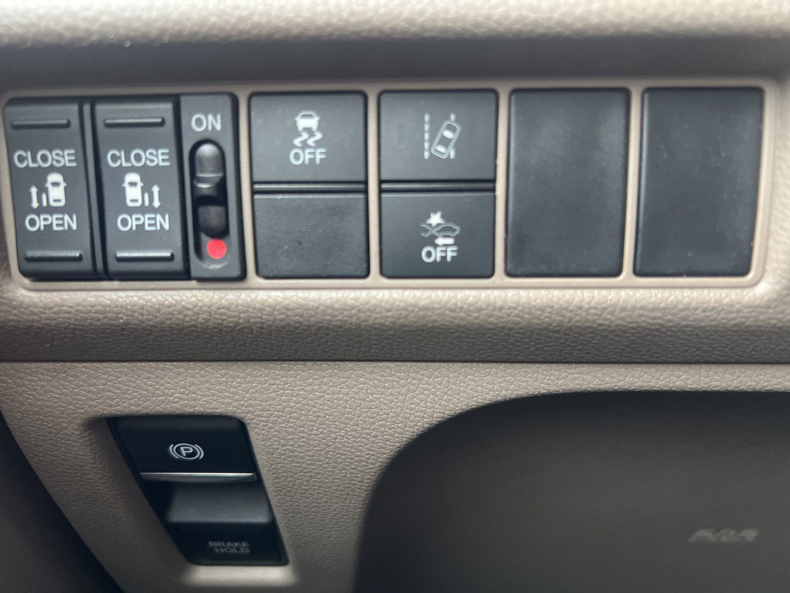 Used 2018 Honda Odyssey EX image 14