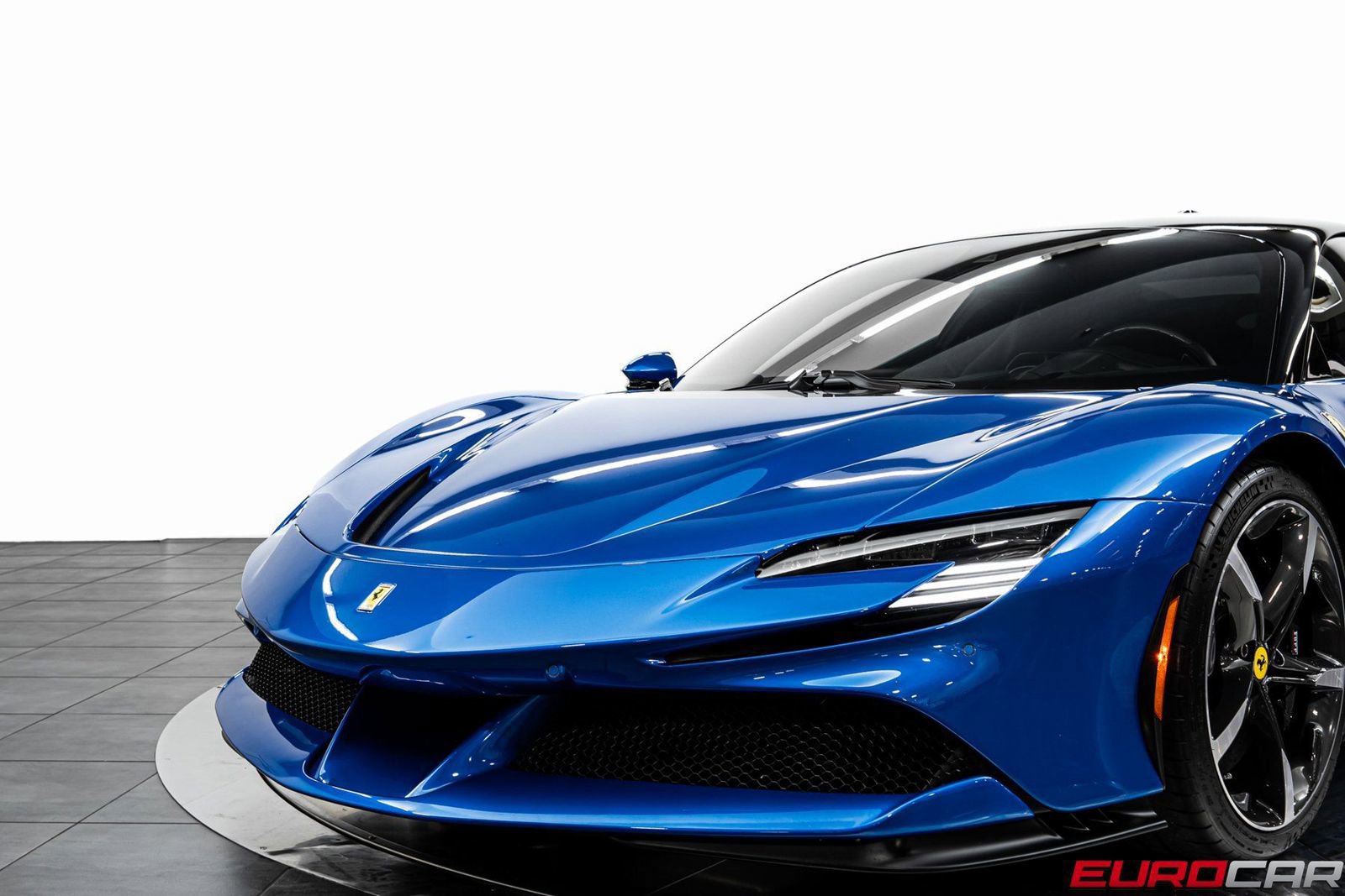 Used 2022 Ferrari SF90 Stradale image 14