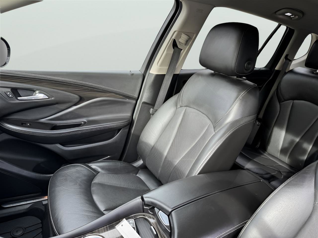 Used 2019 Buick Envision Essence image 13