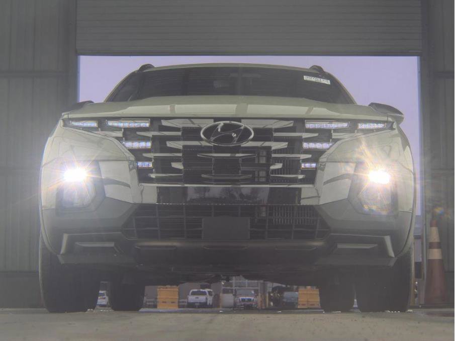 Used 2024 Hyundai Santa Cruz XRT image 3