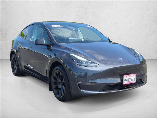 Used 2024 Tesla Model Y Long Range AWD/4WD image 3