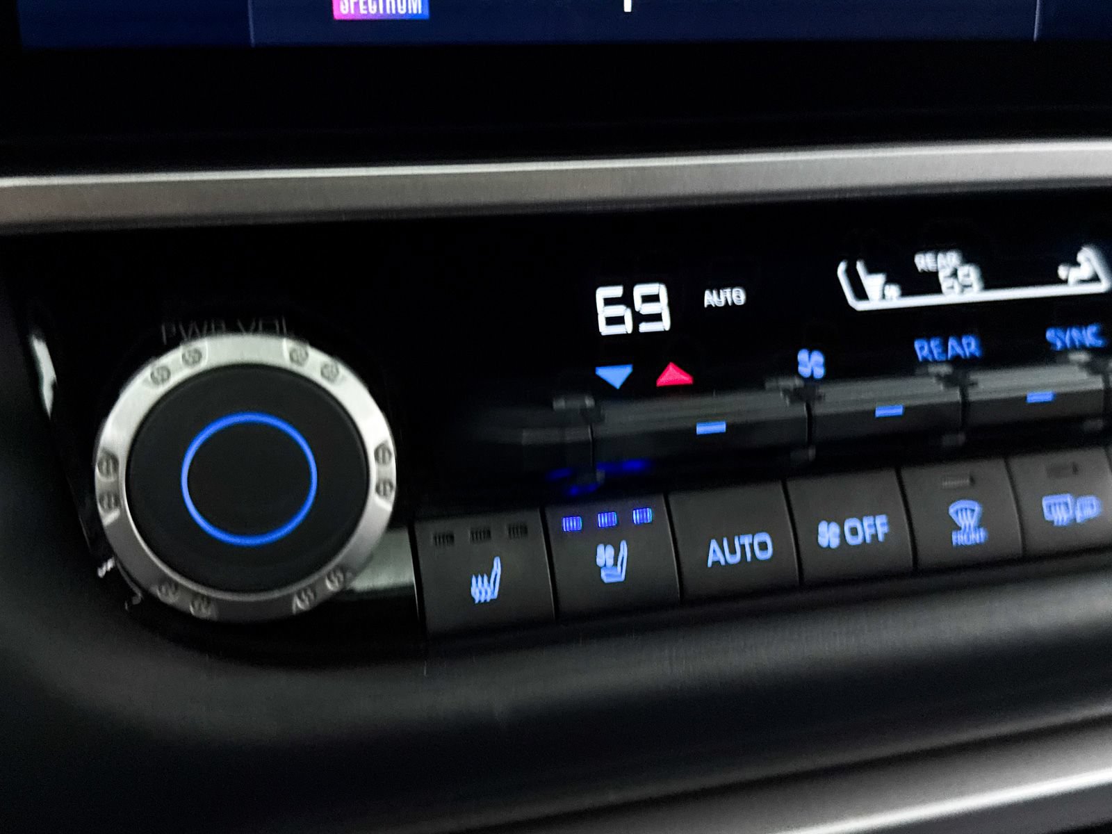 Used 2023 Toyota Sequoia Platinum AWD/4WD image 28