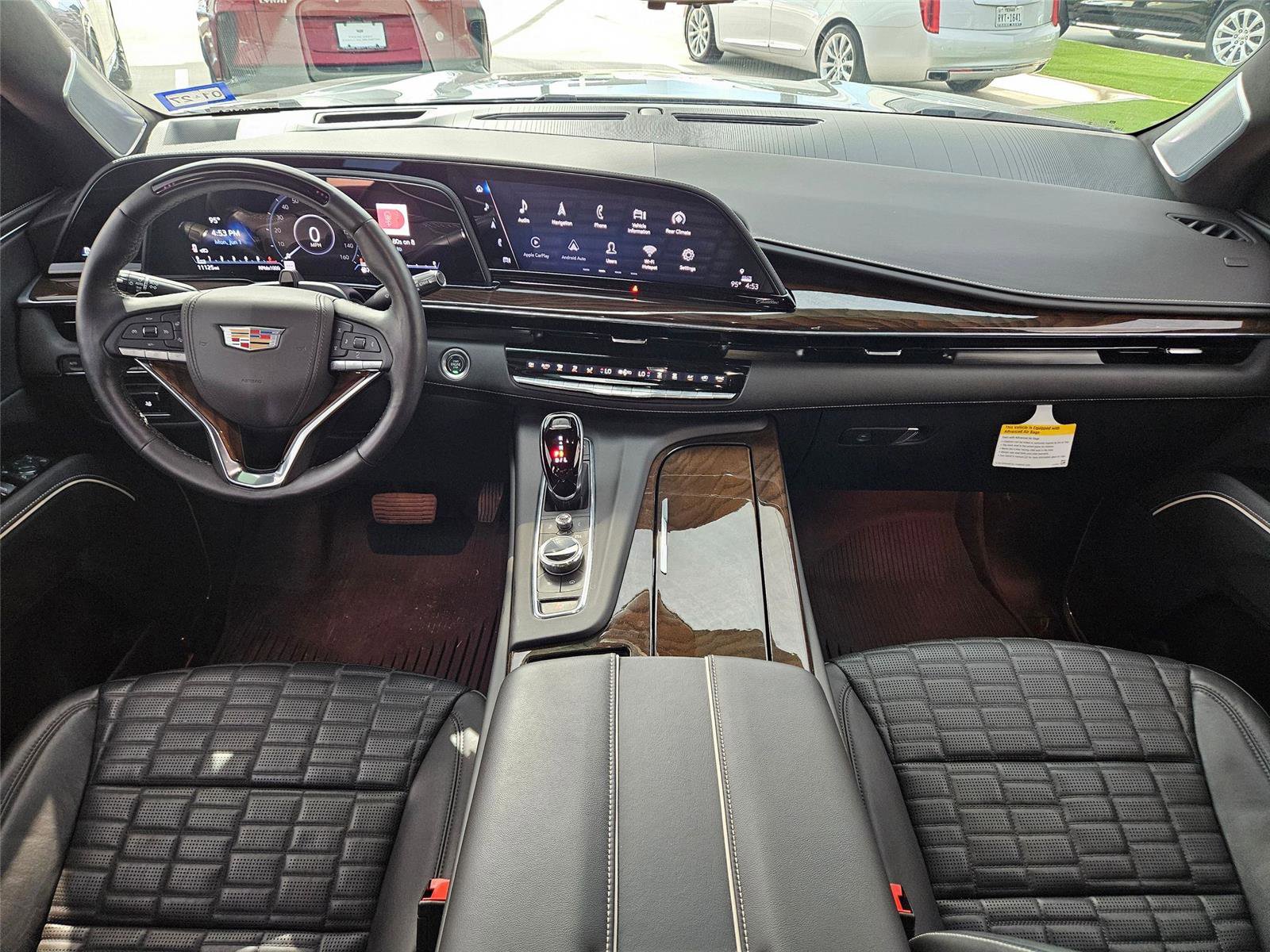 Used 2024 Cadillac Escalade Sport Platinum w/ LPO, ONYX Package AWD/4WD image 10