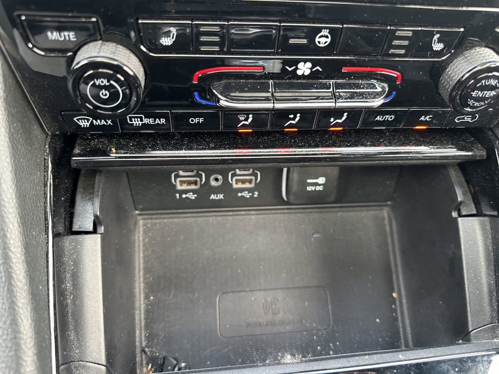 Used 2023 Jeep Grand Cherokee Altitude image 18