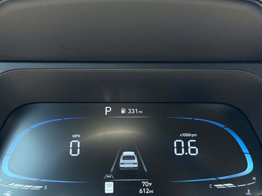 Certified 2025 Hyundai Elantra Sport FWD image 21