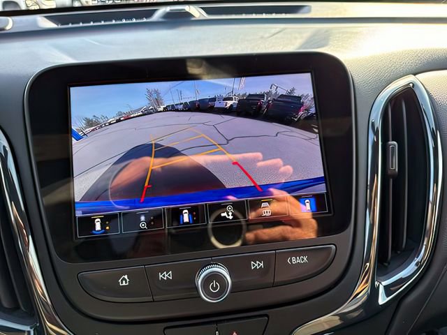 Used 2024 Chevrolet Equinox RS image 28