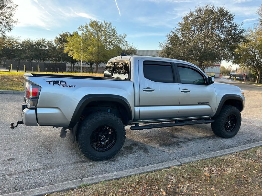 Used 2022 Toyota Tacoma TRD Off-Road w/ Technology Package image 5