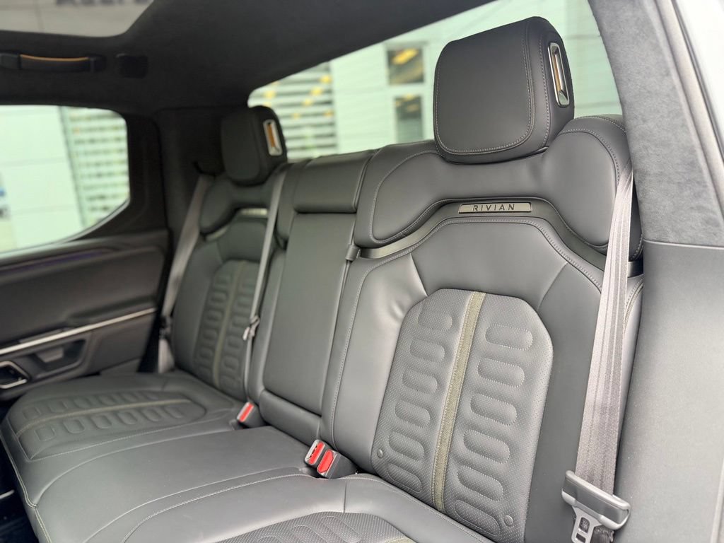 Used 2023 Rivian R1T Launch Edition AWD/4WD image 15