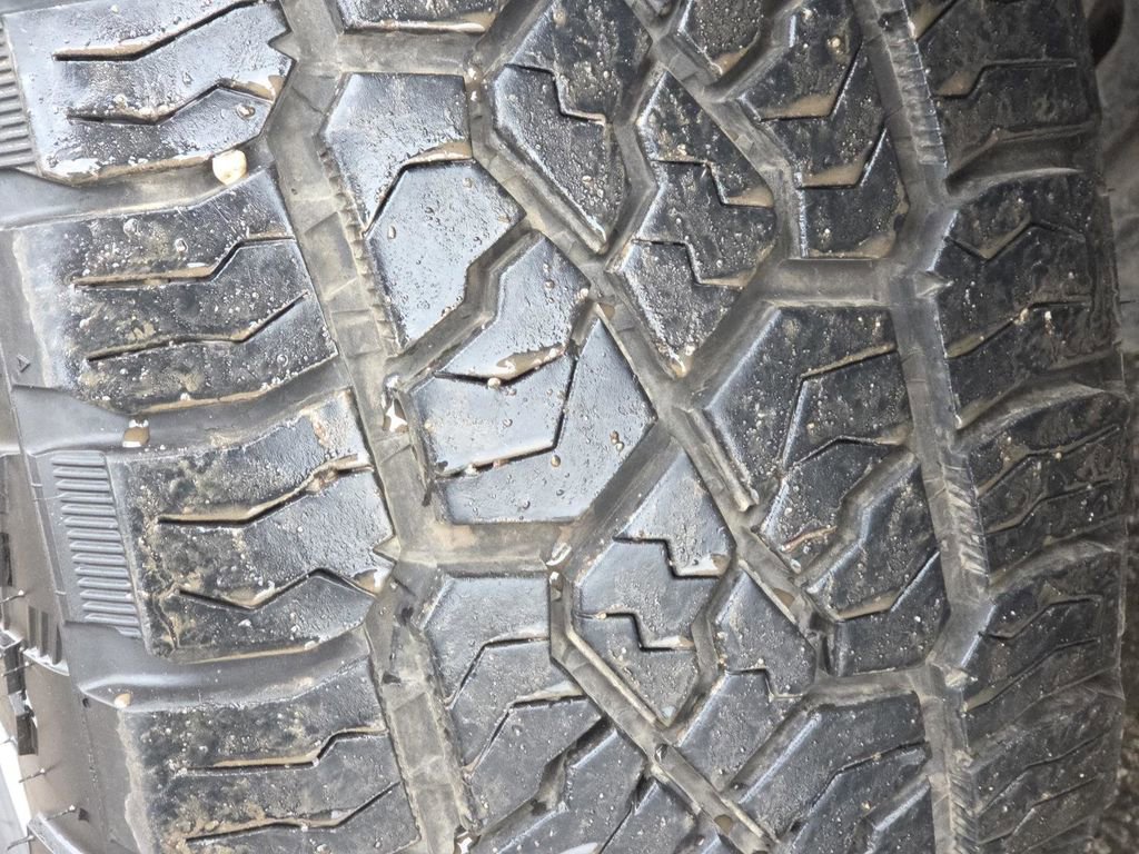 Used 2018 RAM 2500 Laramie w/ Convenience Group image 12