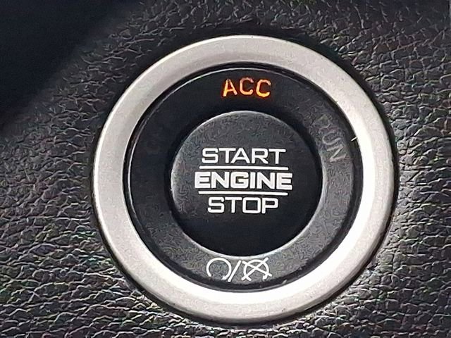 Used 2022 RAM 5500 Tradesman w/ Chrome Appearance Group image 21