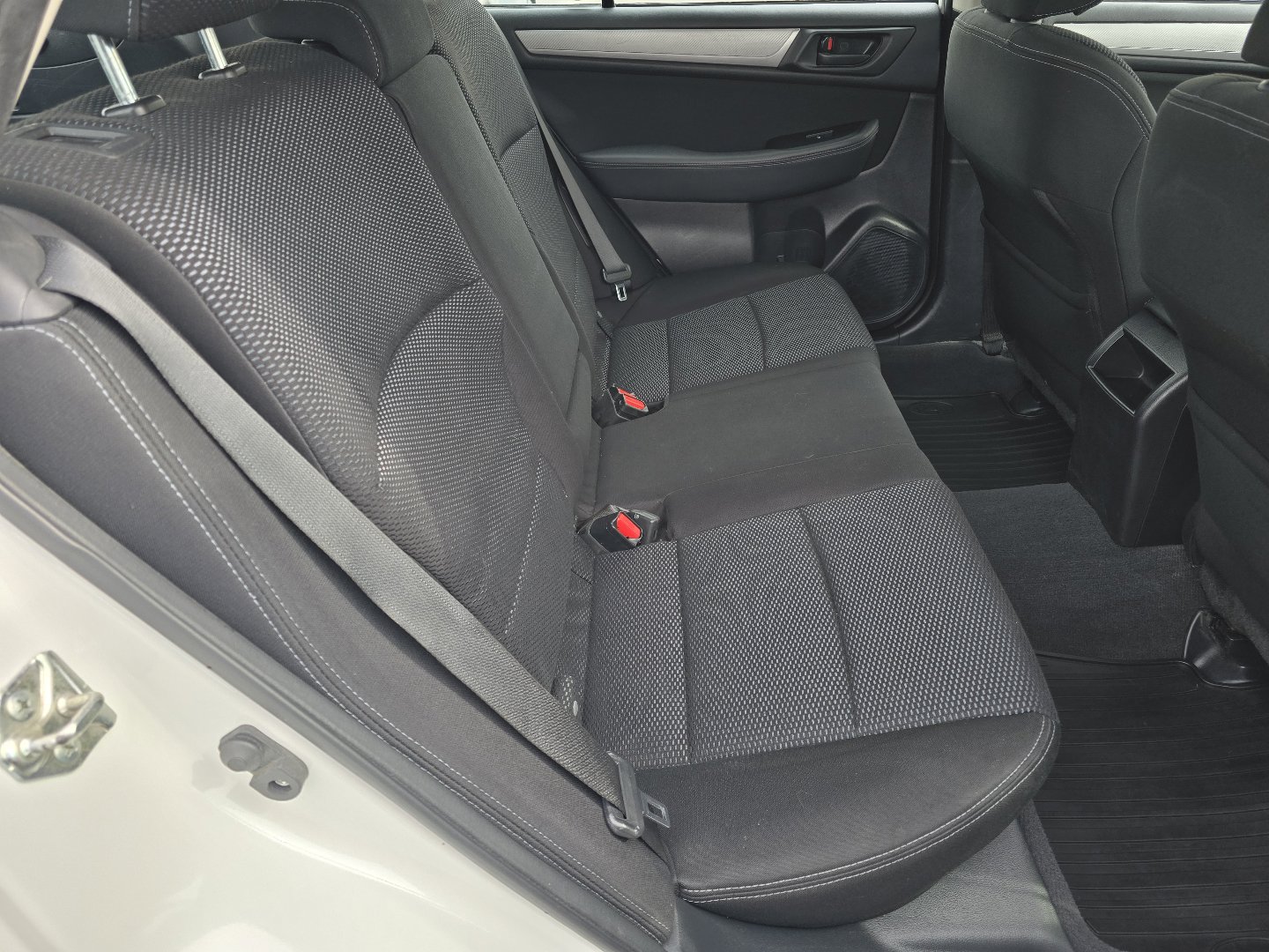 Used 2018 Subaru Outback 2.5i AWD/4WD image 25