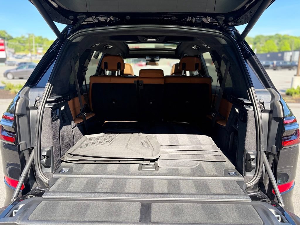 Certified 2024 BMW X7 xDrive40i w/ Executive Package AWD/4WD image 6