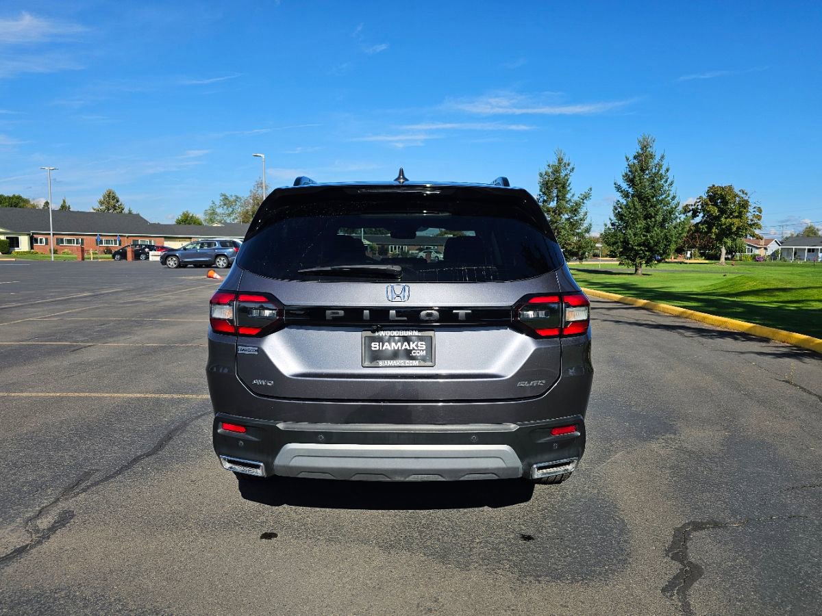 Used 2023 Honda Pilot Elite image 23