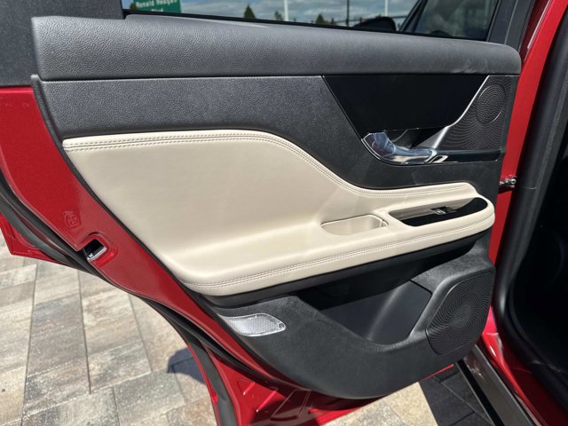 New 2026 Lincoln Corsair Premiere image 15