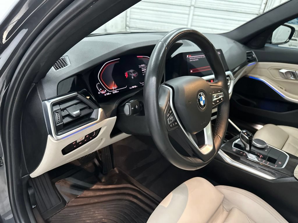 Used 2019 BMW 330i Sedan w/ Convenience Package RWD image 14