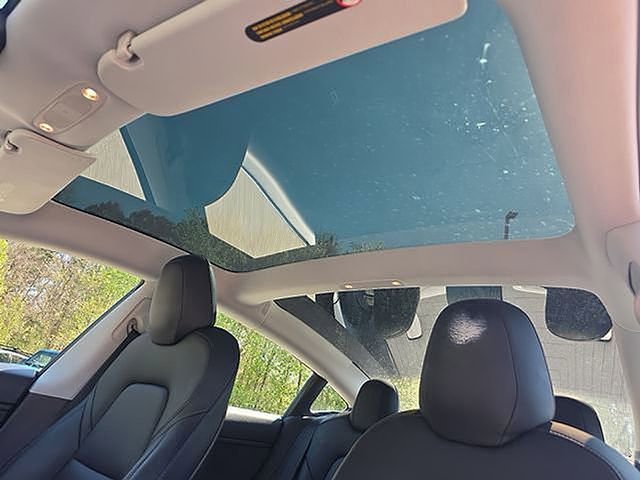 Used 2020 Tesla Model 3 Long Range image 50