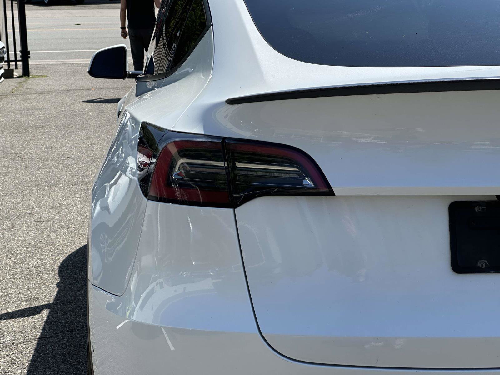 Used 2022 Tesla Model Y Performance AWD/4WD image 11