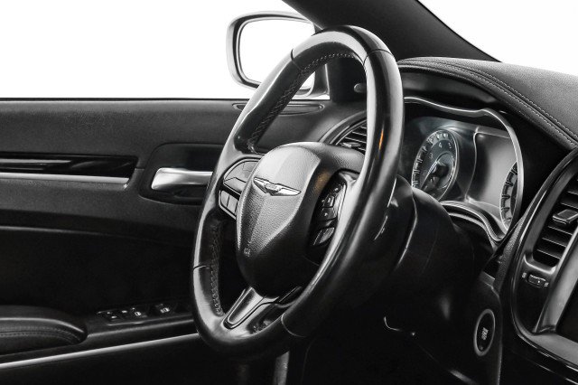 Used 2022 Chrysler 300 S image 11