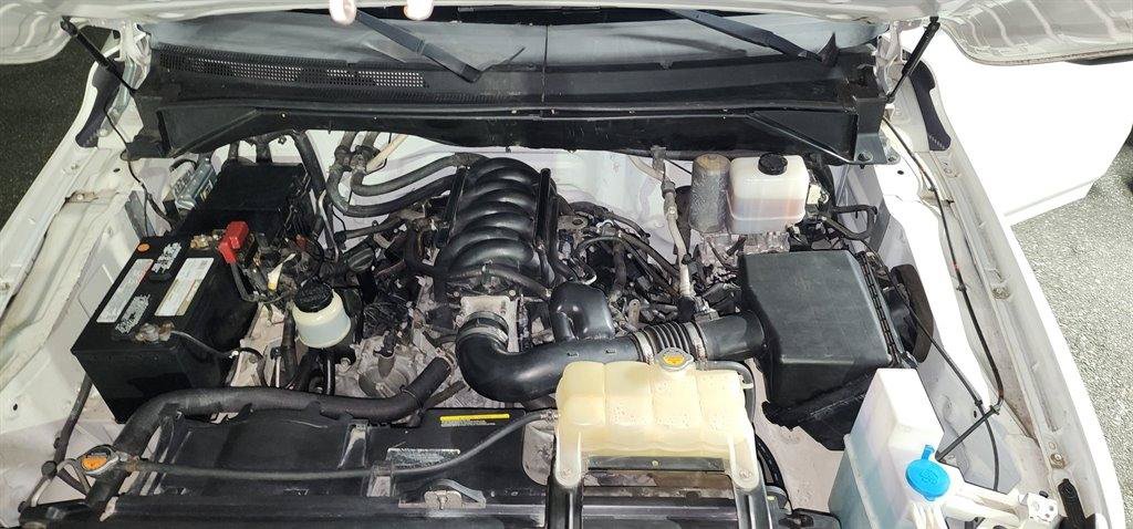 Used 2016 Nissan NV 3500 S w/ Power Package RWD image 17