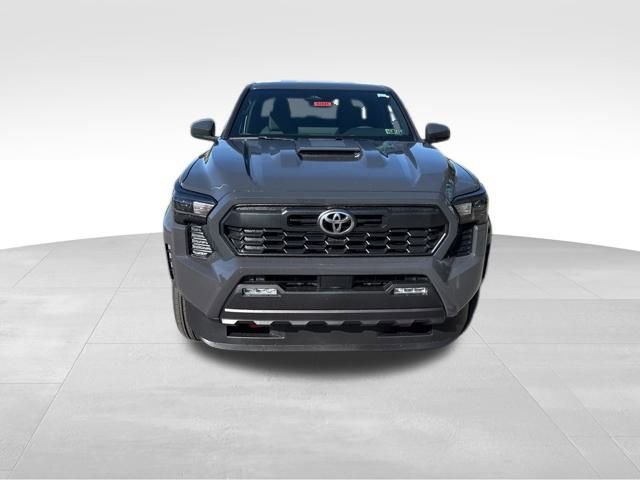 New 2025 Toyota Tacoma TRD Sport image 9