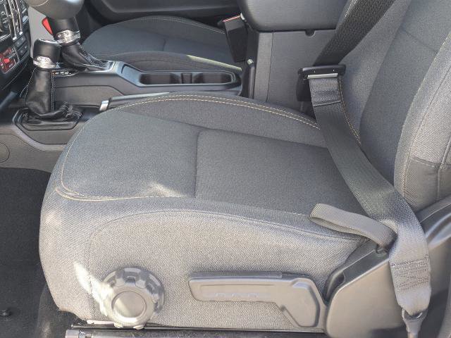 Used 2025 Jeep Wrangler Willys image 28