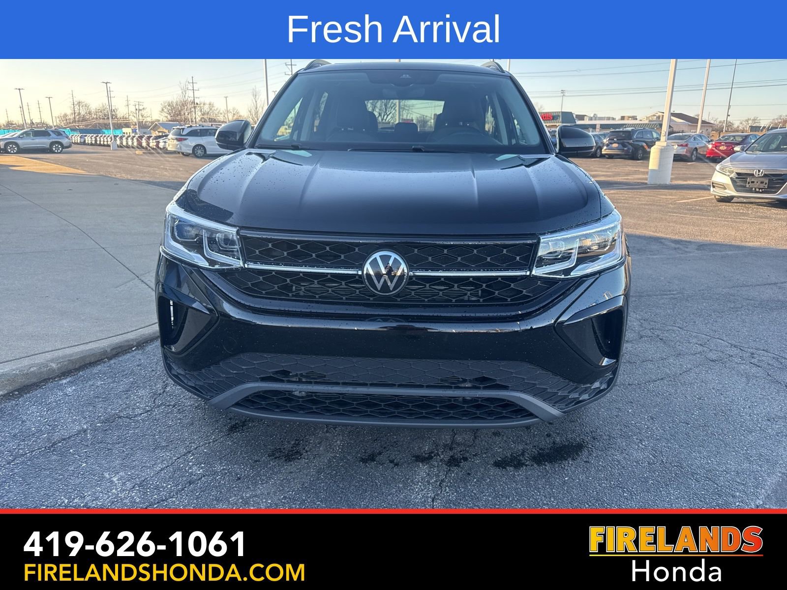 Used 2024 Volkswagen Taos SE image 8