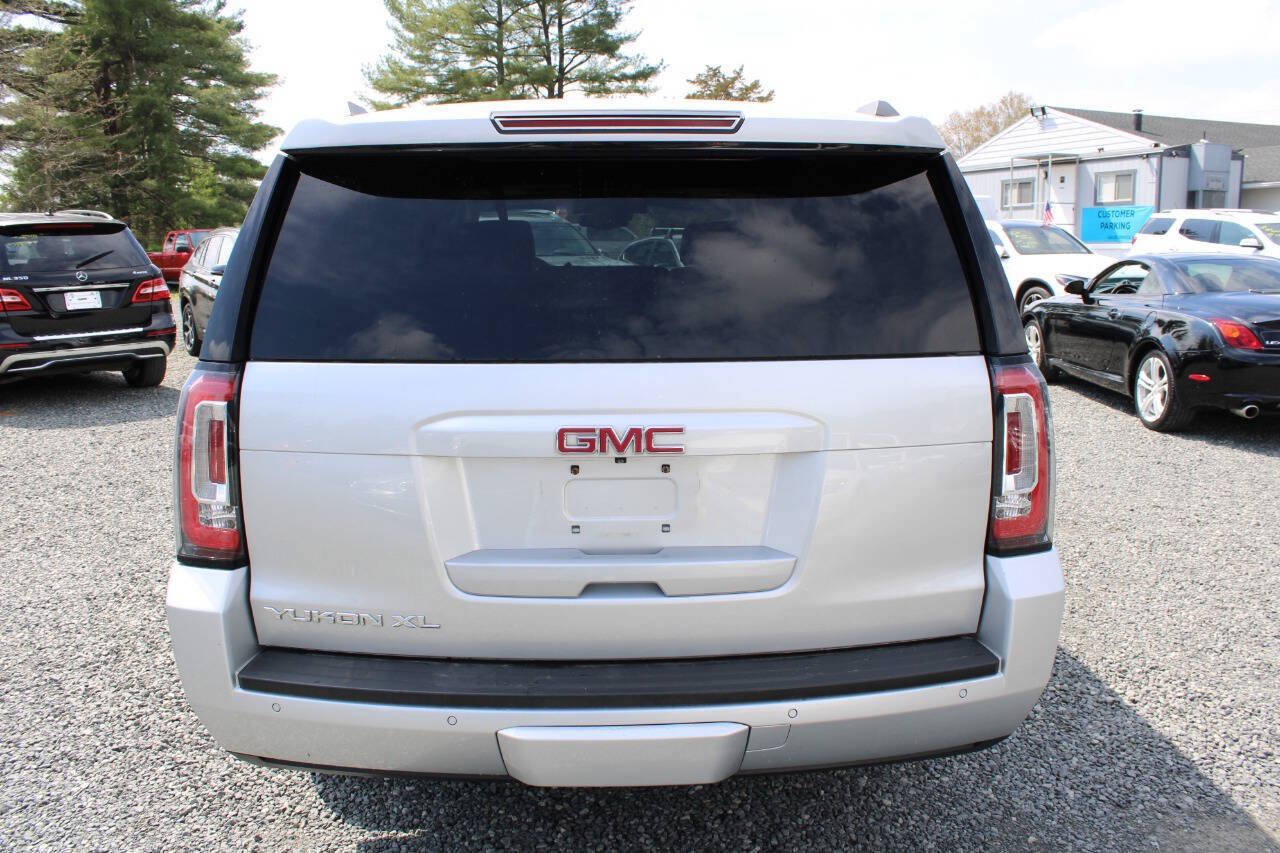 Used 2015 GMC Yukon XL SLT w/ Open Road Package AWD/4WD image 8