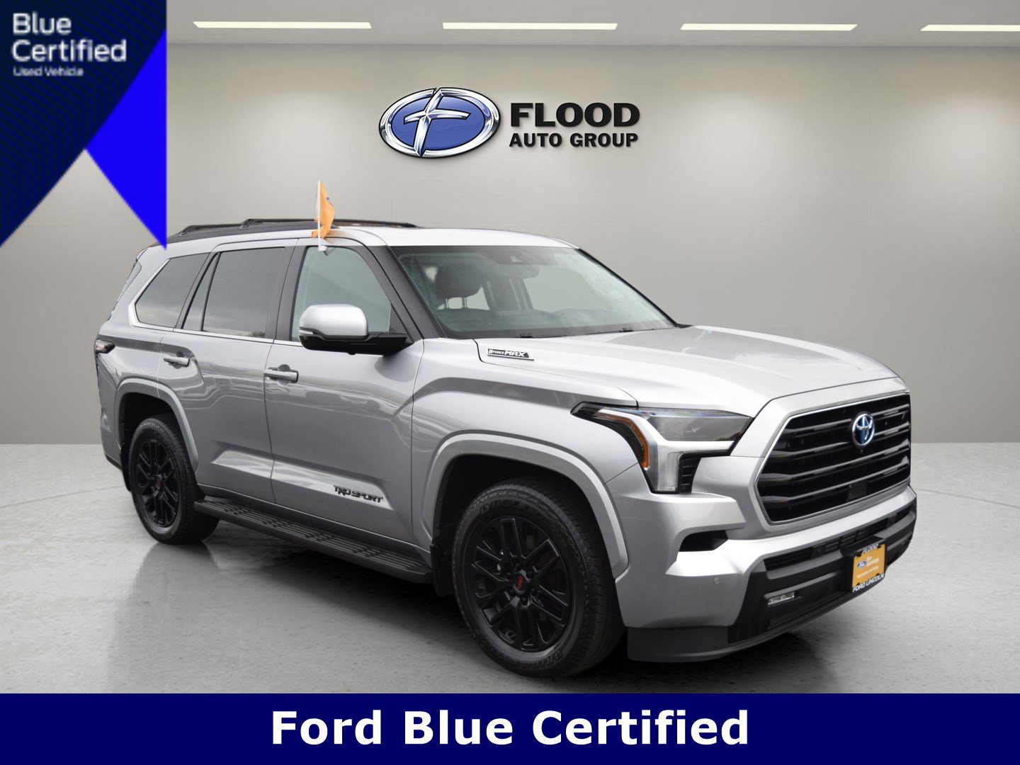 Used 2024 Toyota Sequoia SR5 w/ SR5 Premium Package AWD/4WD image 1