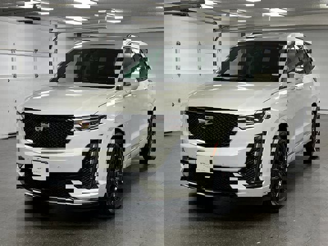 Certified 2022 Cadillac XT6 Sport w/ Technology Package