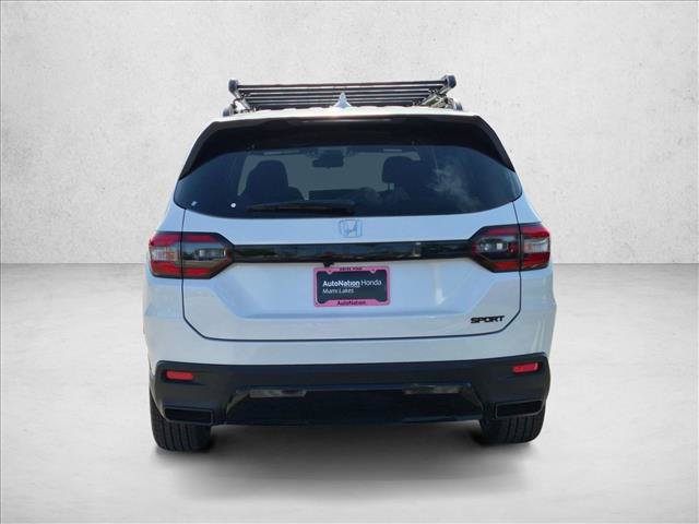 New 2026 Honda Pilot Sport image 7