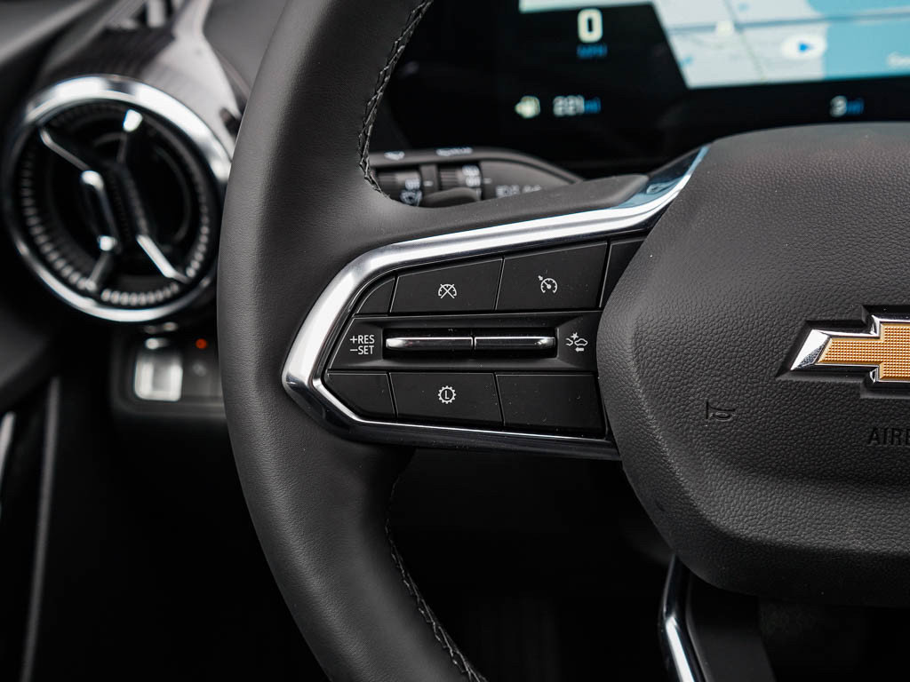 New 2026 Chevrolet Equinox LT FWD image 19