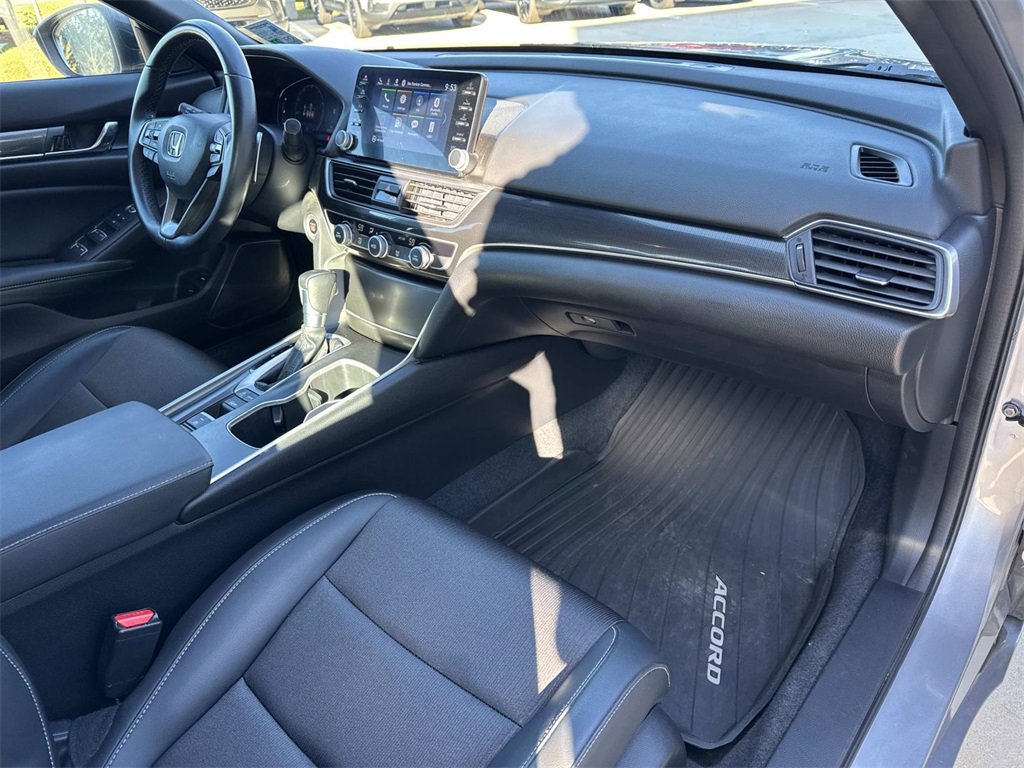 Used 2022 Honda Accord Sport image 12