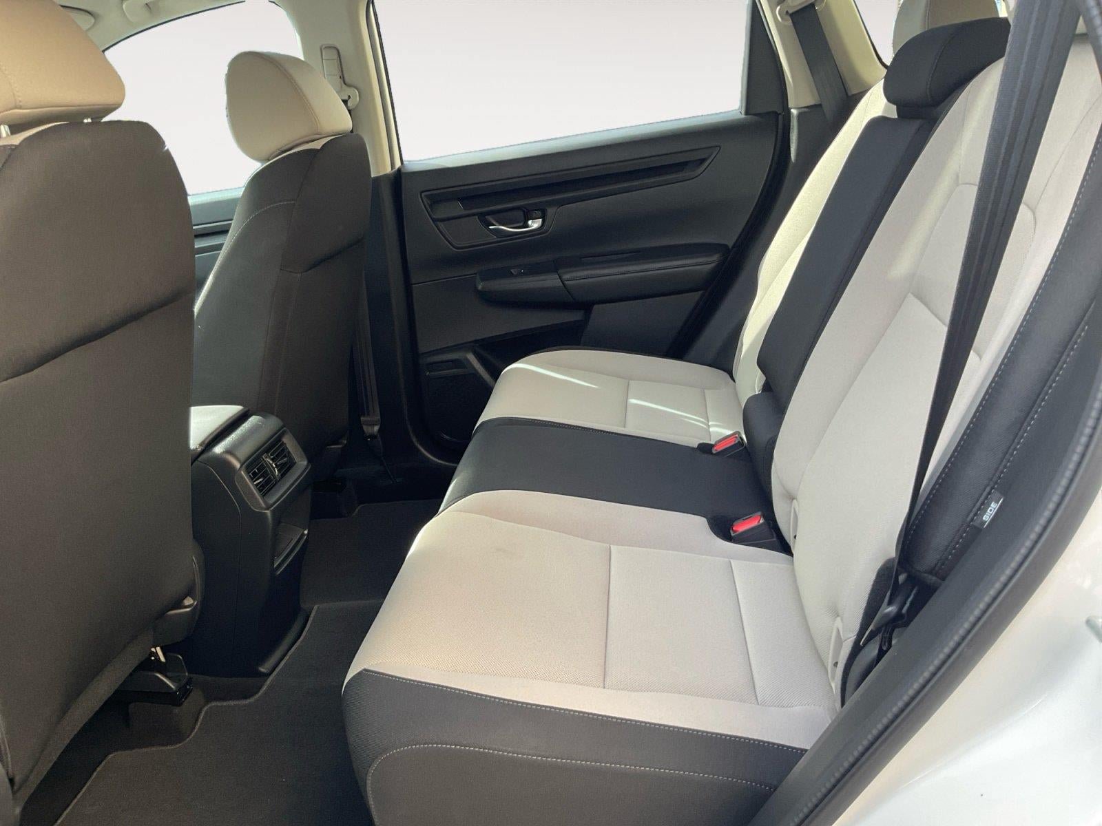 Used 2025 Honda CR-V LX image 13