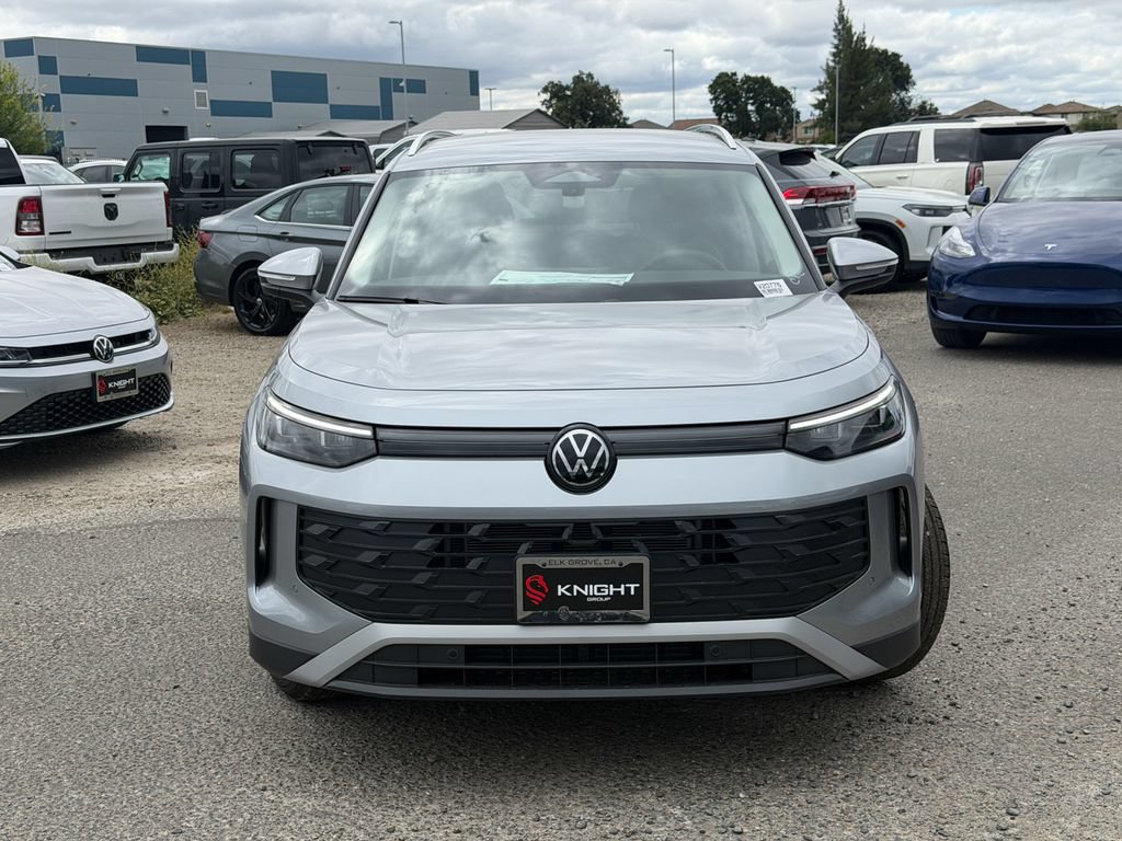 New 2026 Volkswagen Tiguan S FWD image 4