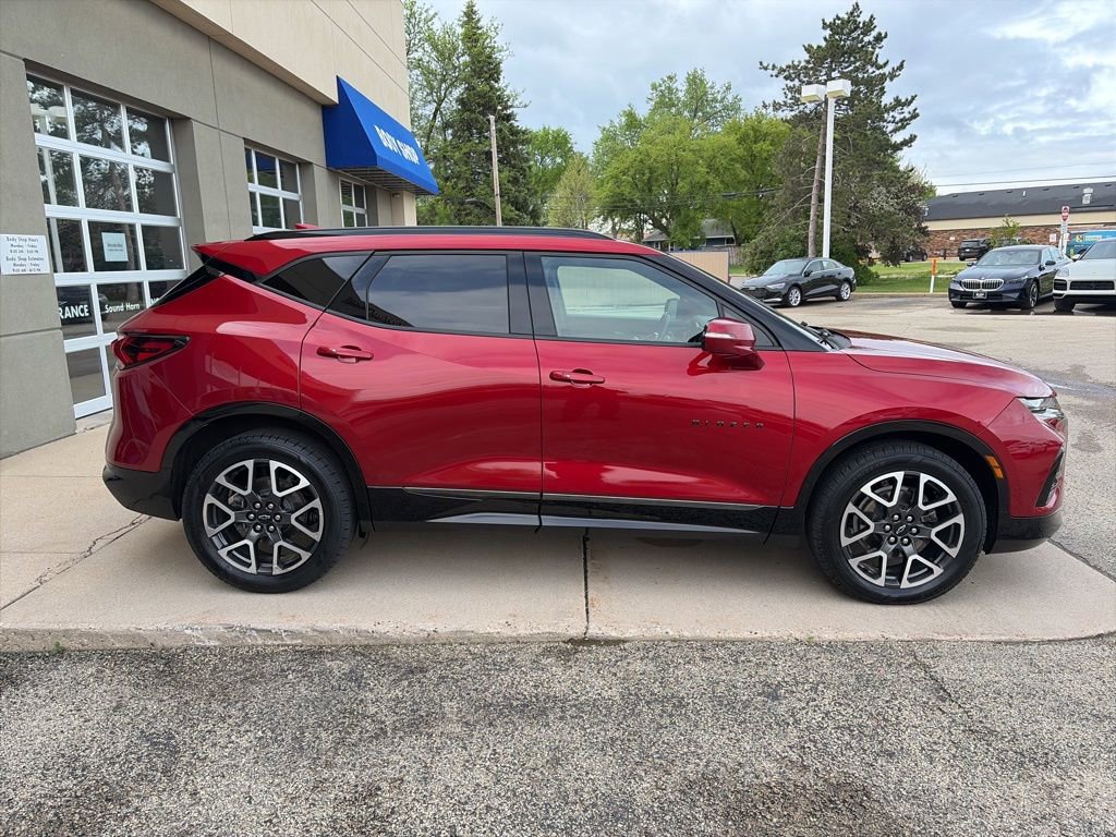 Used 2022 Chevrolet Blazer RS w/ Enhanced Convenience Package AWD/4WD image 9