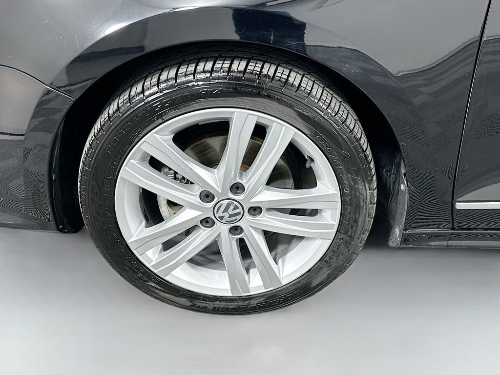 Used 2017 Volkswagen Jetta SEL FWD image 31
