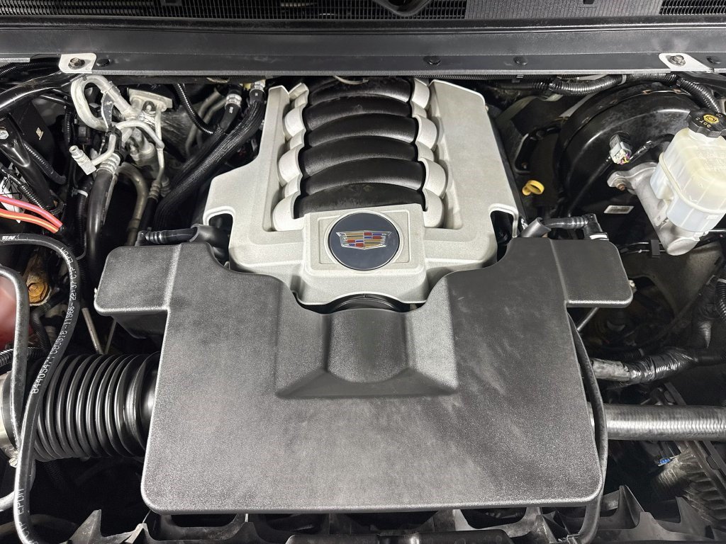 Used 2019 Cadillac Escalade Platinum AWD/4WD image 38