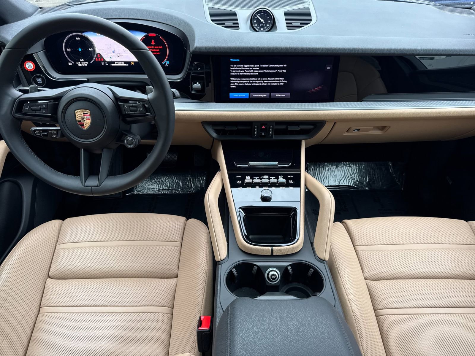 Certified 2025 Porsche Cayenne Coupe AWD/4WD image 6