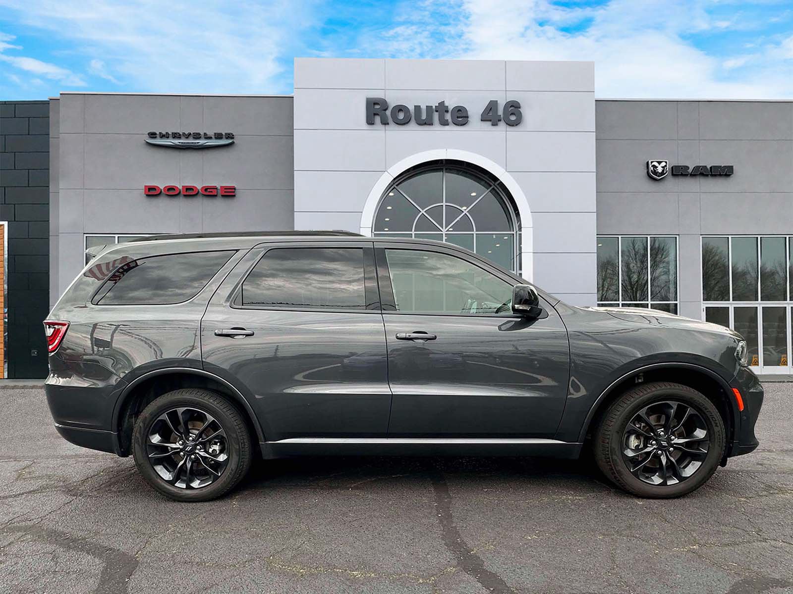 Used 2023 Dodge Durango GT AWD/4WD image 6