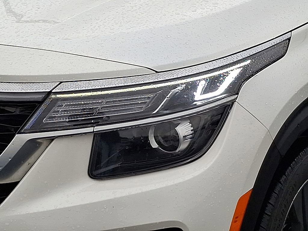 Certified 2023 Kia Seltos S AWD/4WD image 9
