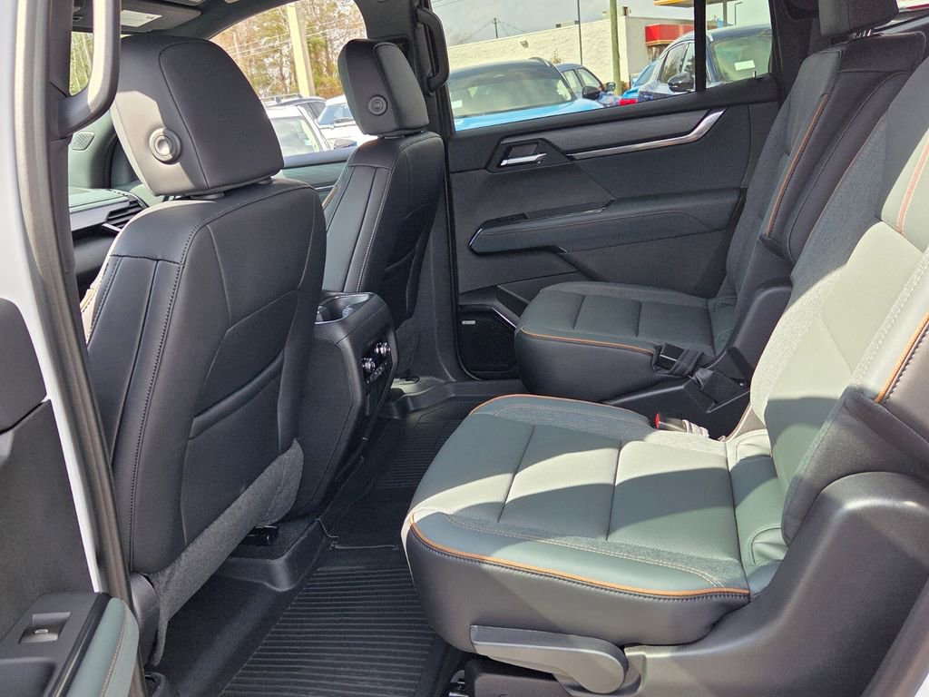 New 2026 GMC Acadia AT4 w/ Super Cruise Package image 7