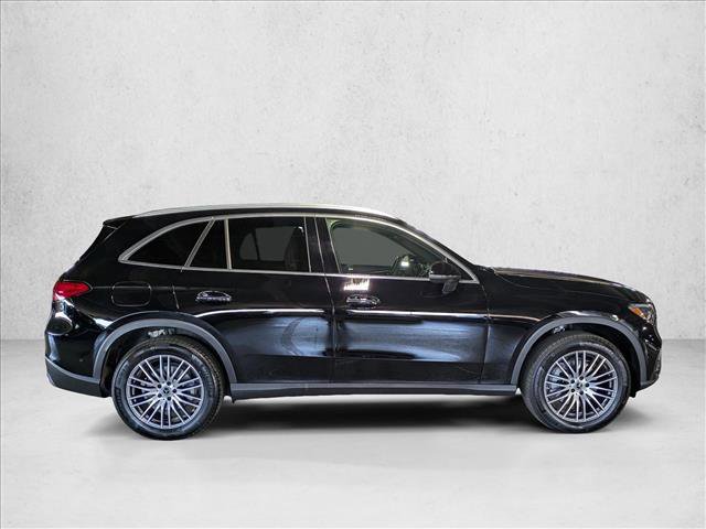 Certified 2025 Mercedes-Benz GLC 300 image 6